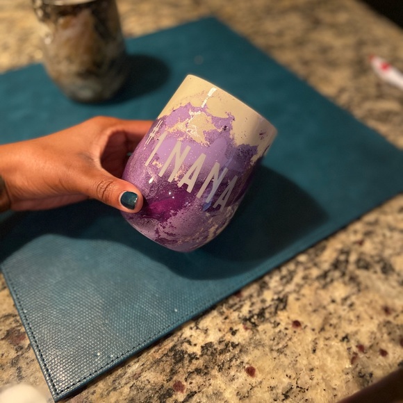 Customized marble 6oz wine tumbler w/ lid. - Picture 4 of 5